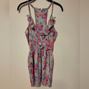 Collective Concepts Gray And Pink Floral Dress with Ruffle Accents Size Large
